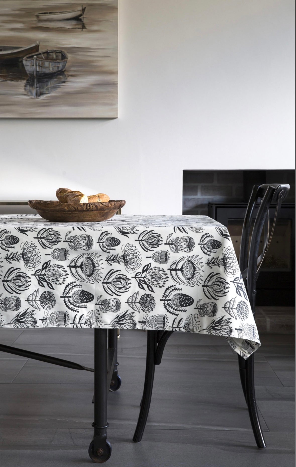 Table cloths 8 seater