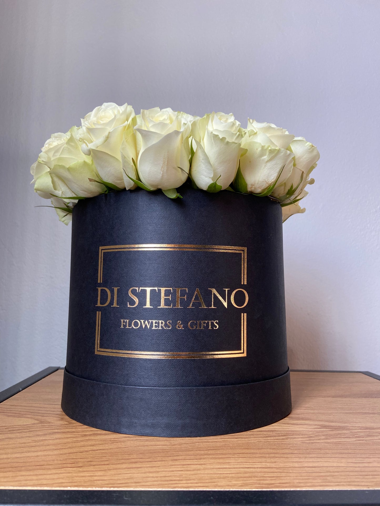 Large rose hatbox white/cream