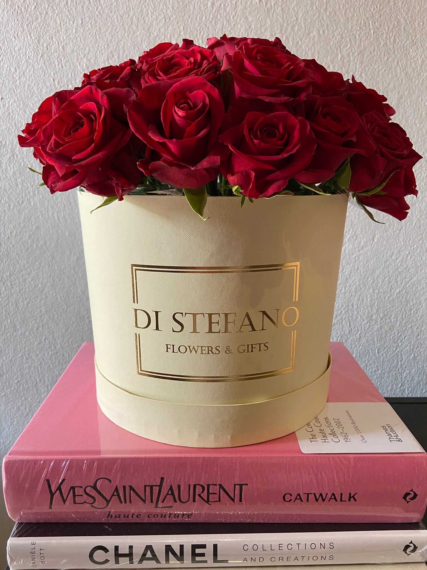 Large red rose hatbox & Ferrero Rocher chocolates