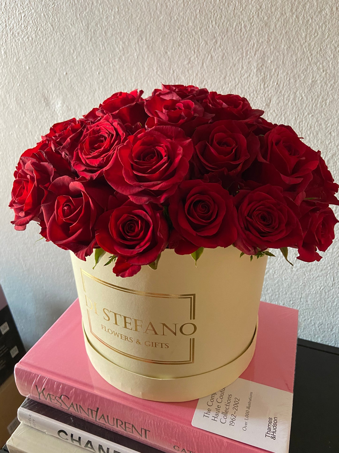 Large red rose hatbox & Ferrero Rocher chocolates